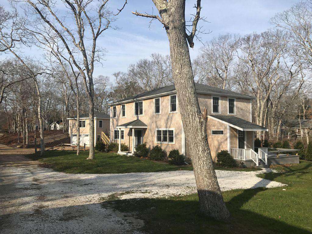 6 Coral Ave