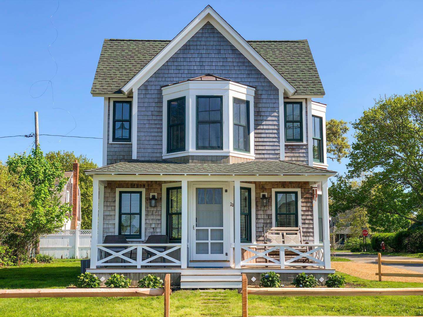 20 Pocasset Ave