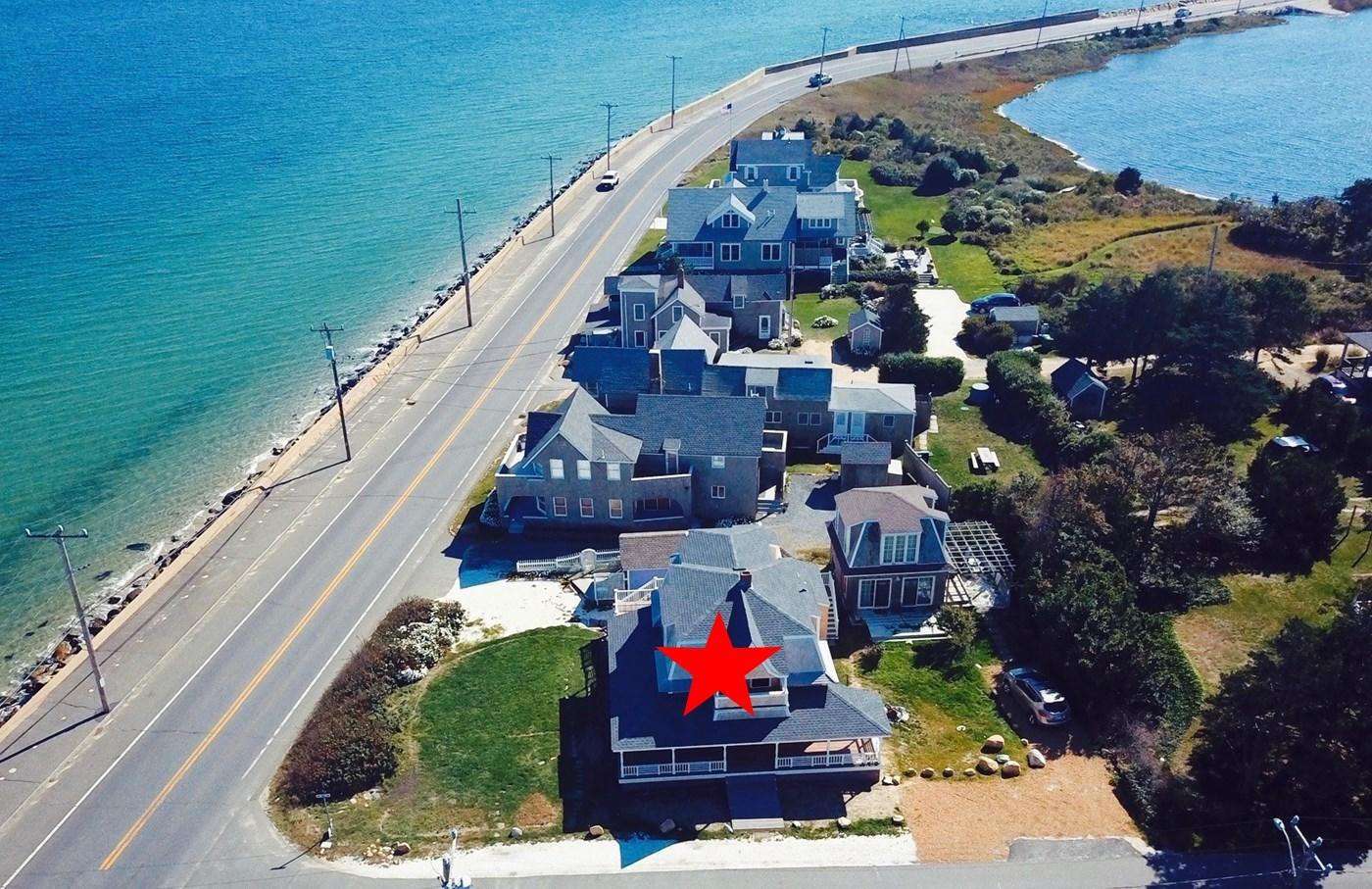 4 Canonicus Ave