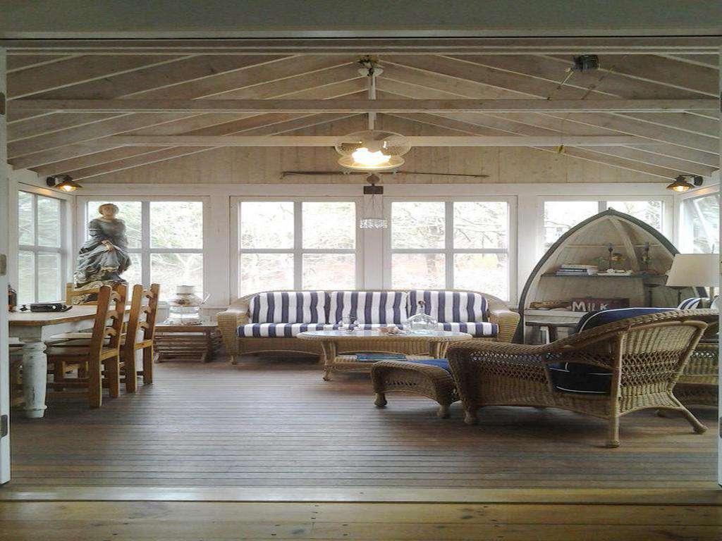 19A Litchfield Road/ Bunk House