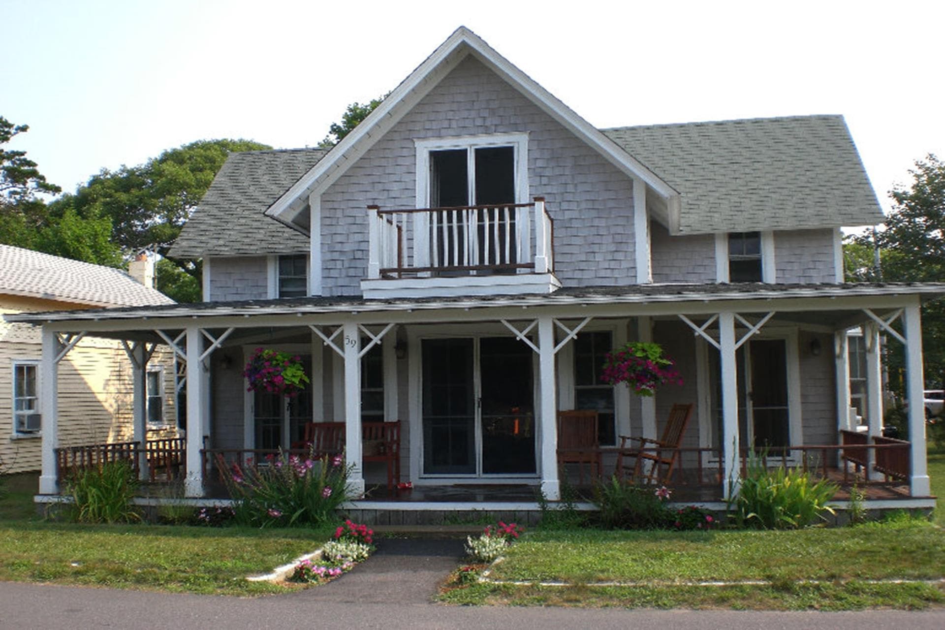 Oak Bluffs/Niantic Park