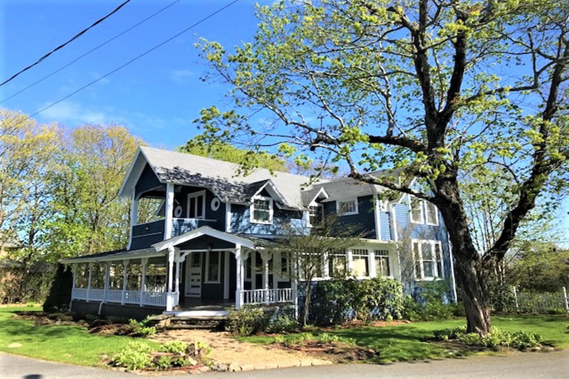 Copeland Gem Downtown Oak Bluffs