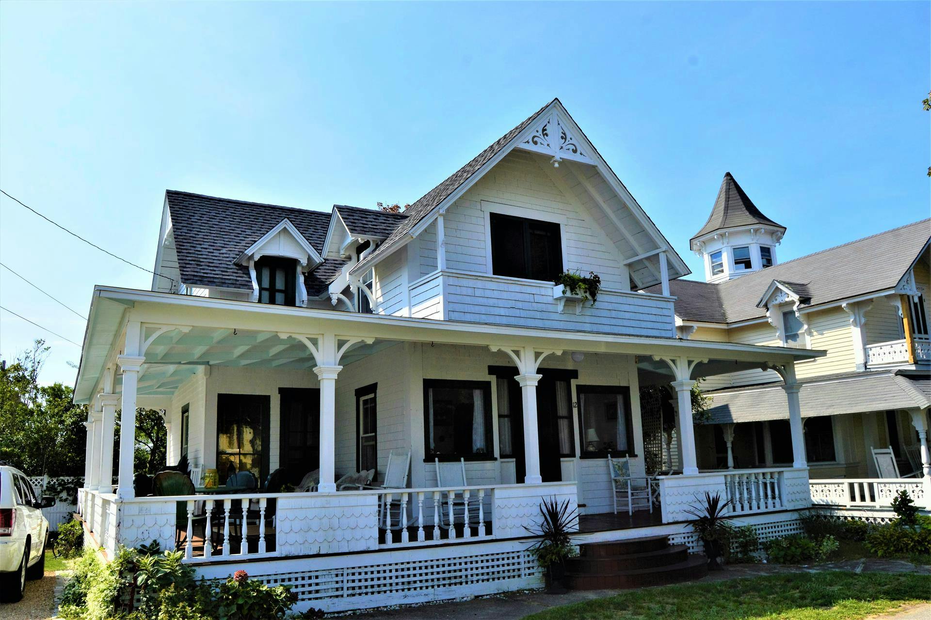 House on 12 Samoset in Oak Bluffs